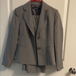 Le Suit Charcoal/Tan Pinstripe Suit, P2P 19”